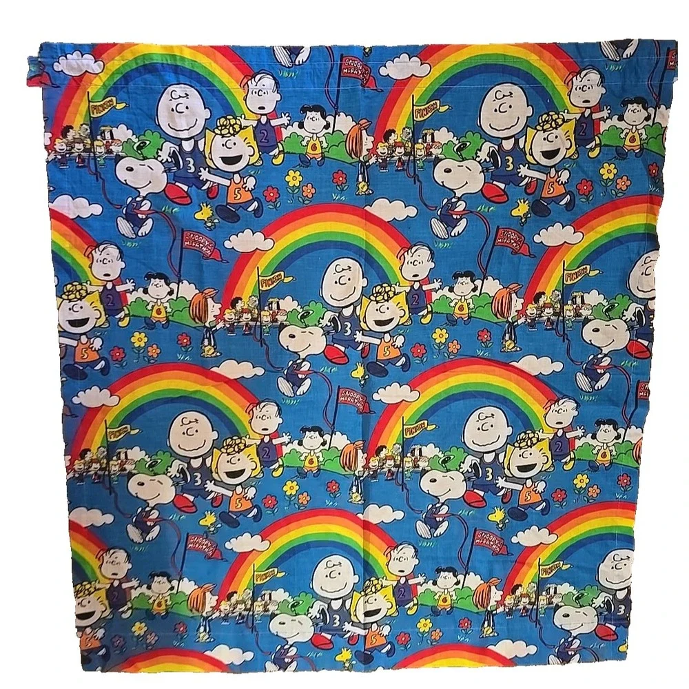 1976 Peanuts 2 Curtains Retro‎ Charlie Brown Snoopy Rainbow Novelty 33
